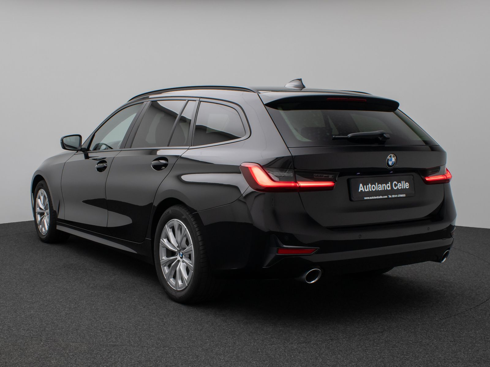 Fahrzeugabbildung BMW 320d DAB CockPitPr Lordos PDC Geschwindigkeitsre