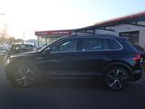 Volkswagen Tiguan 2.0 TDI R-Line VC ACC LED PDC Touchscreen - Volkswagen Tiguan R line mit Diesel-Antrieb