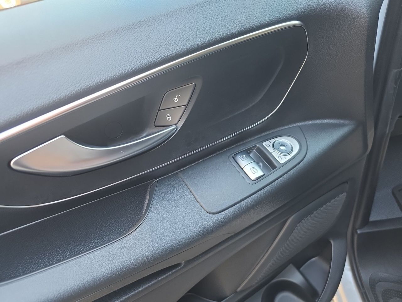 Fahrzeugabbildung Mercedes-Benz Vito 116 CDI KAP/L*Kamera*Automatik*LED*Standhei