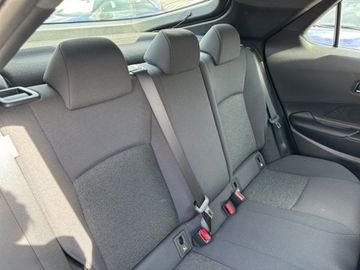 Toyota C-HR - 9