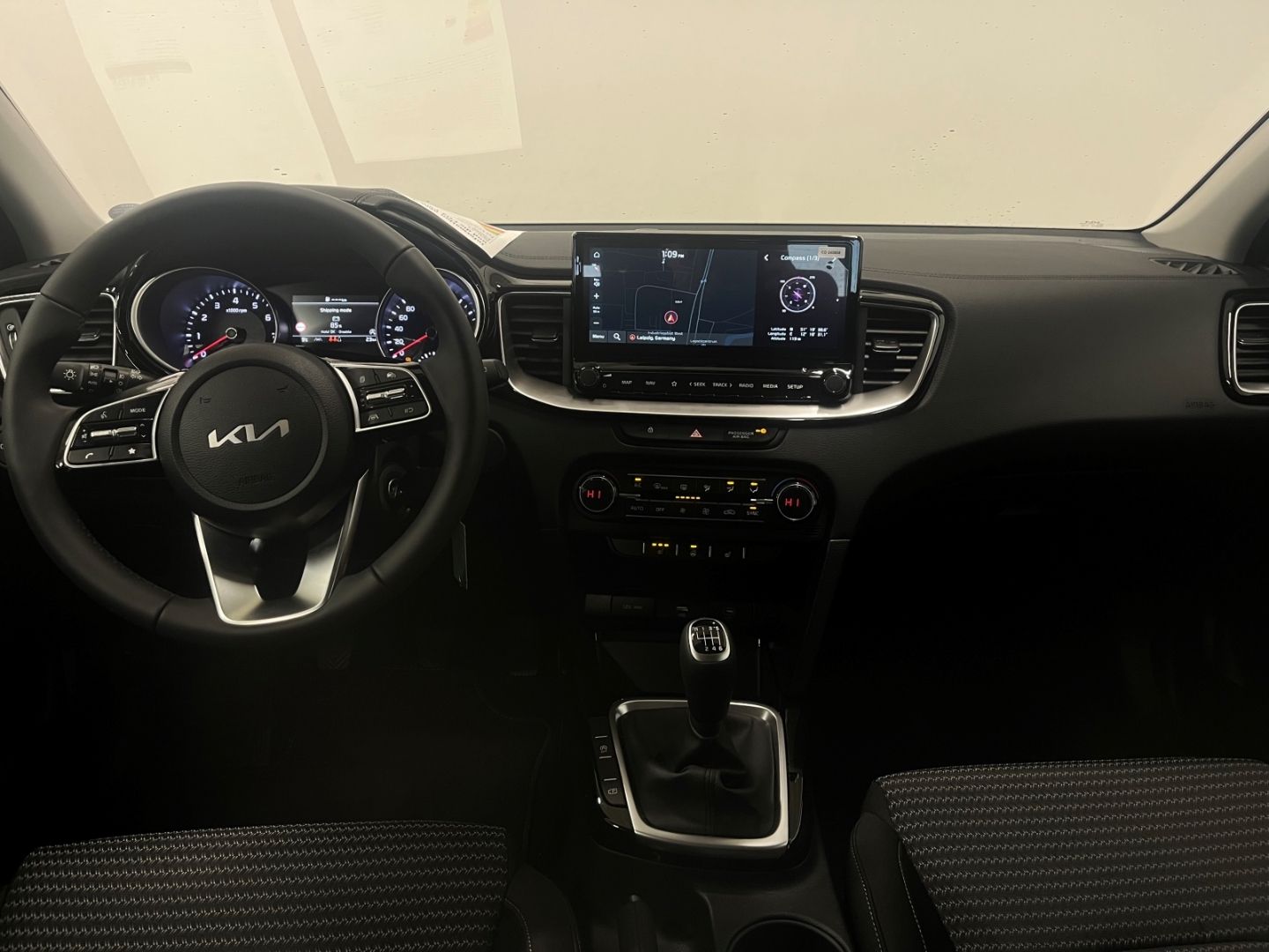 Fahrzeugabbildung Kia Ceed_sw Vision 1.4 Lane Assist Navi Kamera LIM