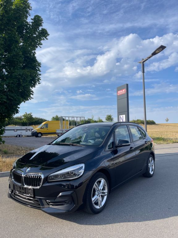 Image of BMW 225