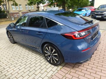 Honda Civic e:HEV 2,0i-MMD Hybrid Elegance 8JahreGaran