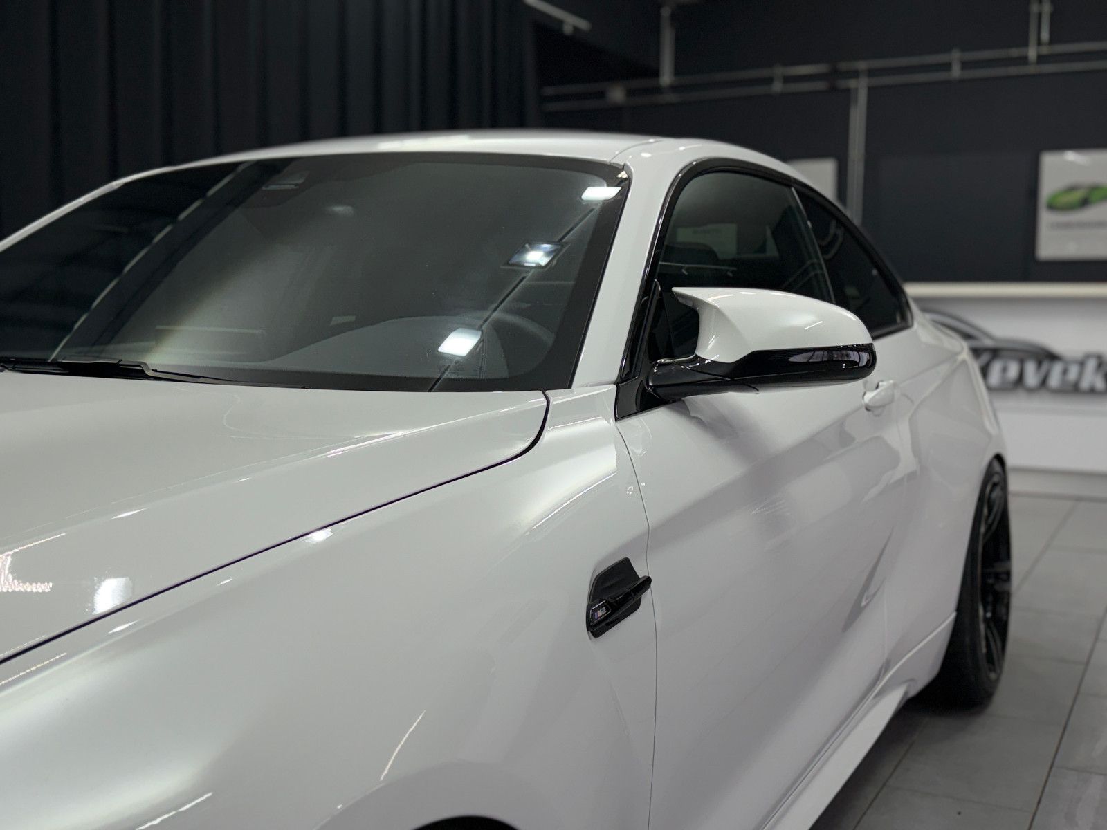 Fahrzeugabbildung BMW M2 Competition|H&K|KW|RF-Kamera|Assistent