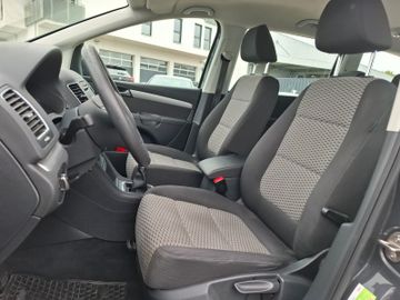 Volkswagen Sharan - 11