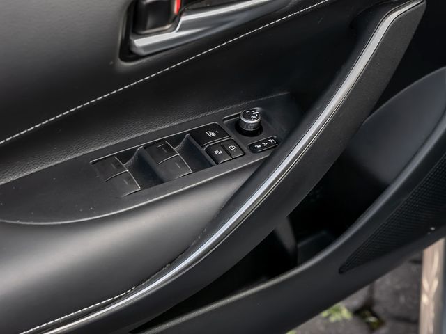 Suzuki Swace 1.8 Spurhalteassistent Navi Kamera LED