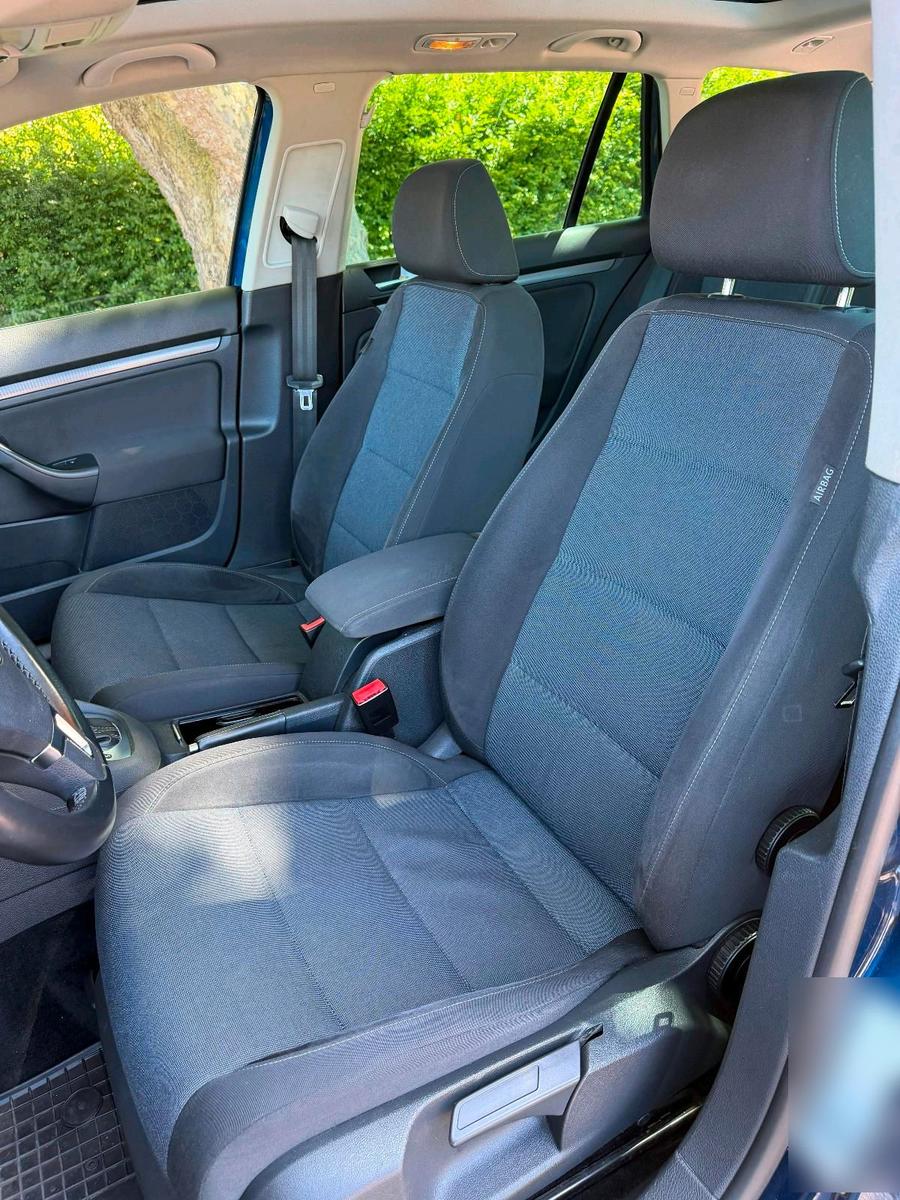 Volkswagen Golf 2012 — photo 11