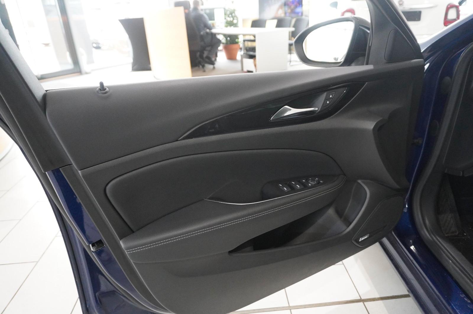 Opel Insignia B GS 2.0D BSUINESS NAVI/LED/KAMERA/AHK