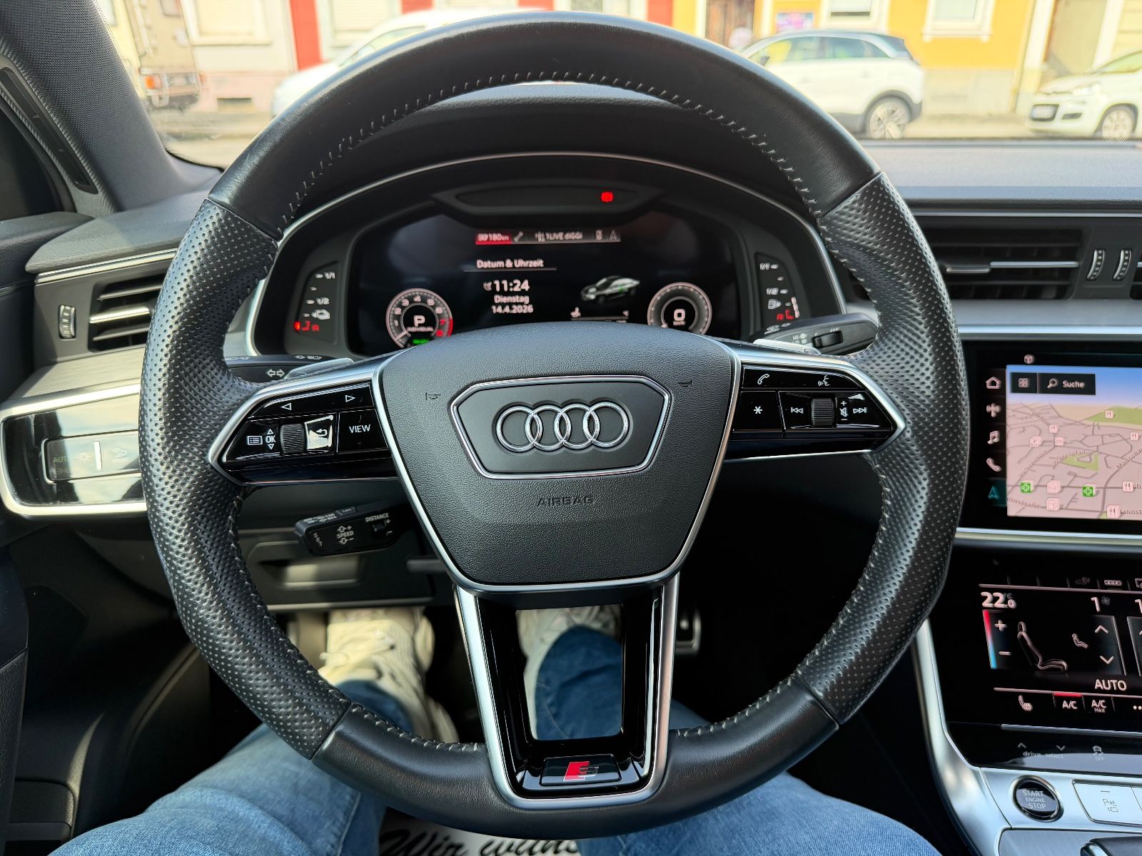 Fahrzeugabbildung Audi A6 Lim. 50 TFSI e quattro sport S-LINE BLACK EDI