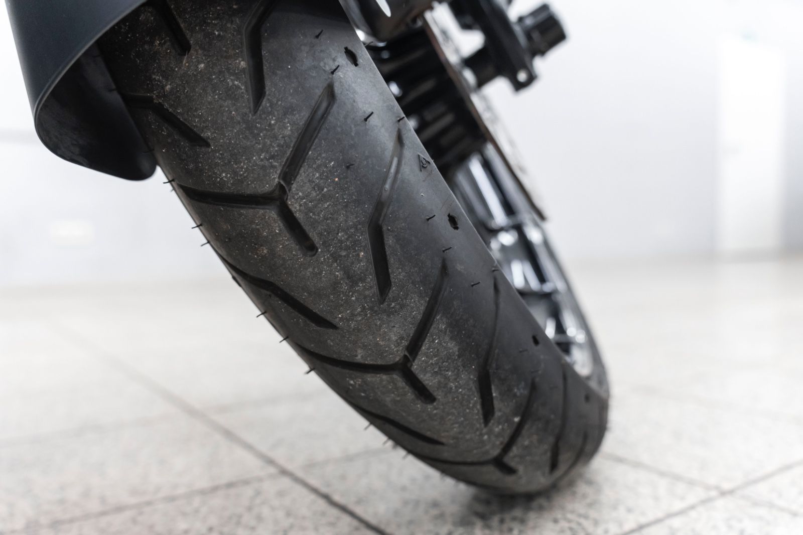 Fahrzeugabbildung Harley-Davidson FLHRXS ROAD KING