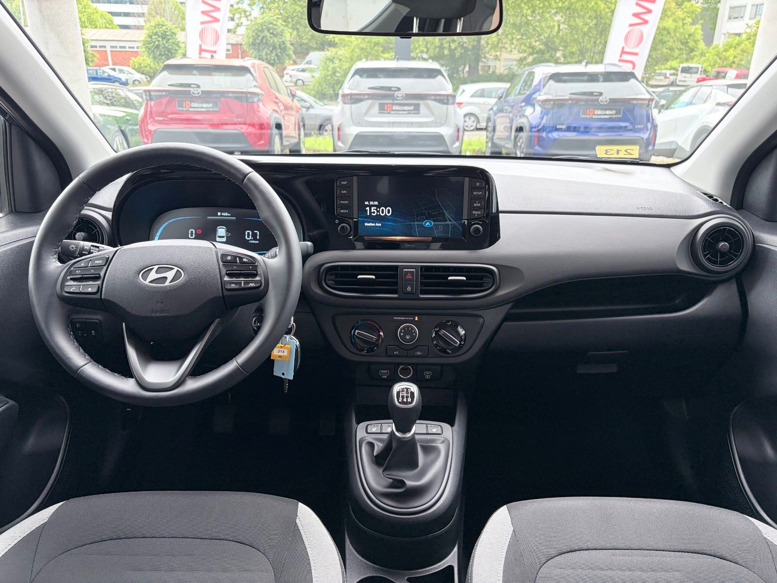 Fahrzeugabbildung Hyundai i10 Trend MY25 63PS Navi/SHZ/Allwetter!