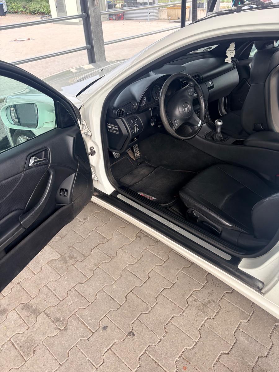 Mercedes-Benz CLC 200