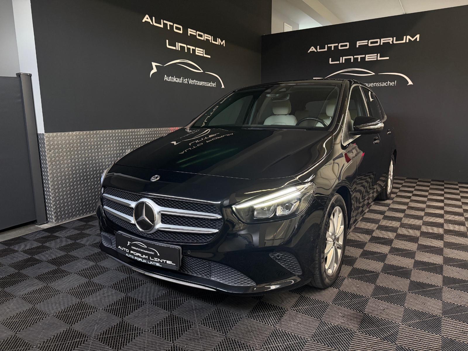 Mercedes-Benz B 200 LED-8XBEREIFT-LEDER-SCHECKH.-DISTRONIC-MBU