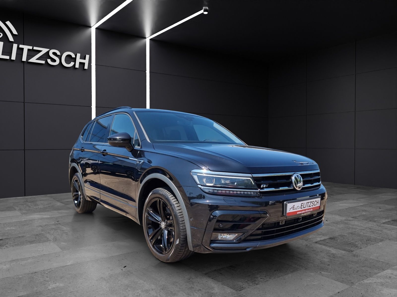 Fahrzeugabbildung Volkswagen Tiguan Allspace Highline 4M TDI DSG LED ACC 19"