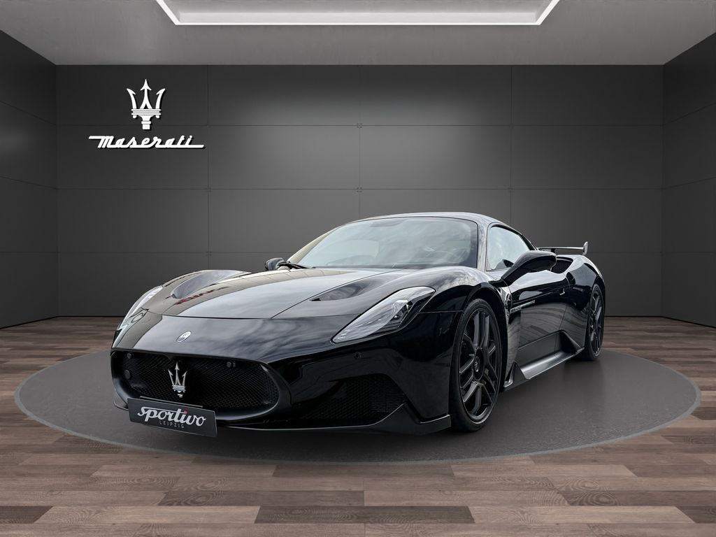 Maserati MC20
