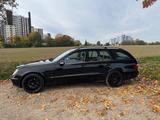 Mercedes-Benz E 500 T AVANTGARDE Avantgarde - Mercedes-Benz E 500 in Stuttgart