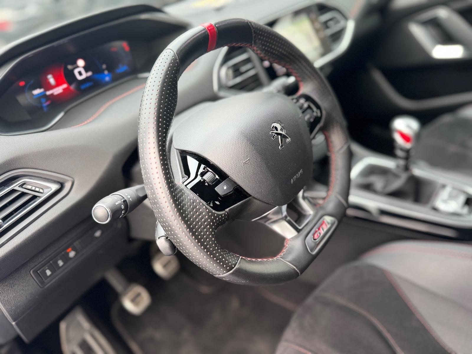 Peugeot 308 GTI *VOLL-LED*NAVI*SHZ*R-KAMERA*PANORAMA*, миниатюра 24