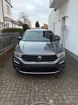 Volkswagen T-Roc 1.5 TSI ACT OPF Sport Navi SHZ MF-Lenkrad  - VW T-Roc Gebrauchtwagen in Bremen