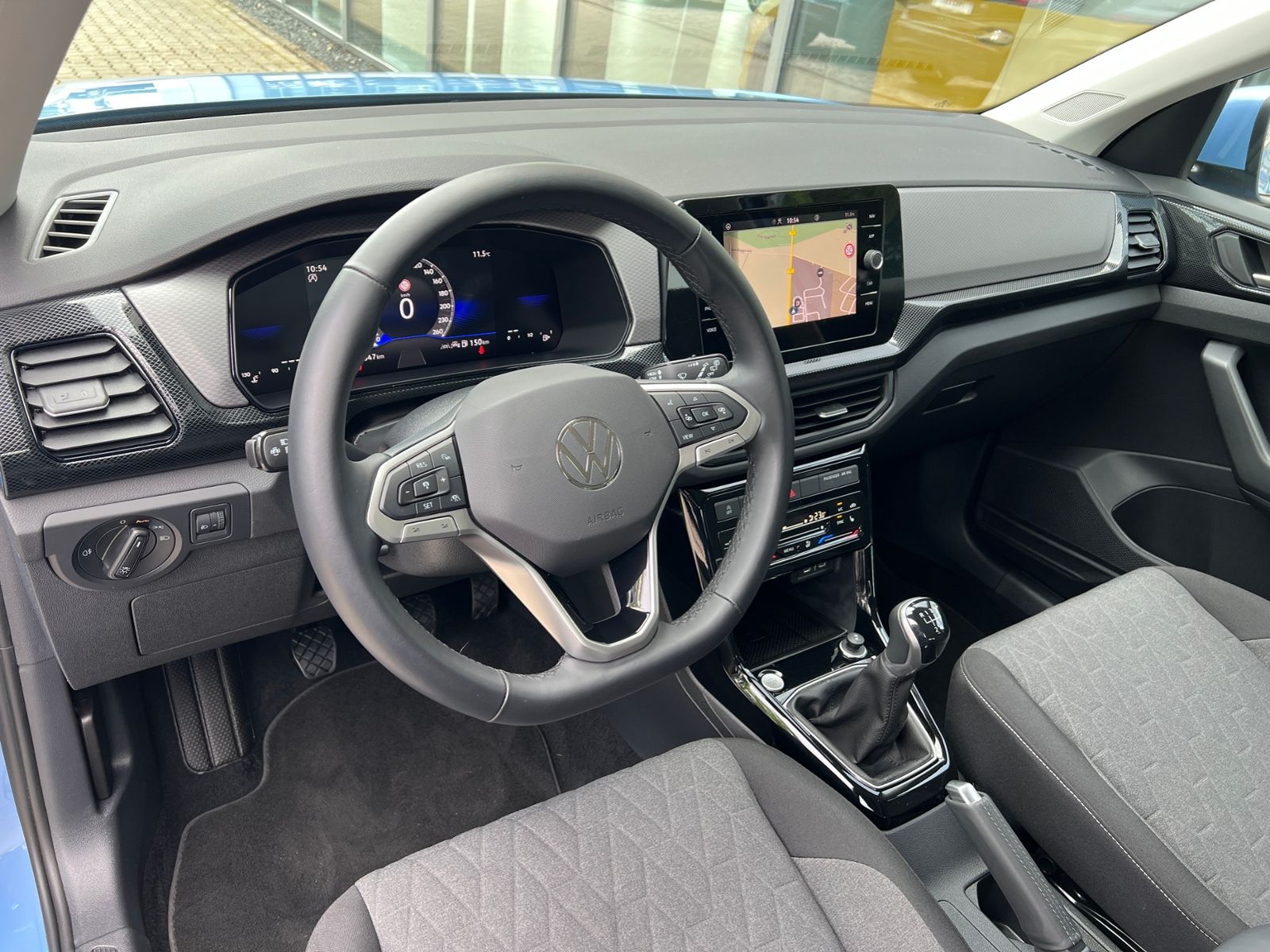 Fahrzeugabbildung Volkswagen T-Cross Life 1.0 l TSI *LED,ACC,Navi,Kamera,16''