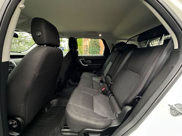 Land-Rover Discovery Sport - 10