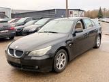 BMW 520i Limo Schwarz Schaltgetriebe - gebrauchte BMW 520 aus dem Jahr 2004