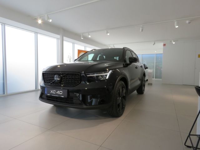 Volvo XC40 B4 Plus Black Edition 360Grad Seiten- u. He imagem 3