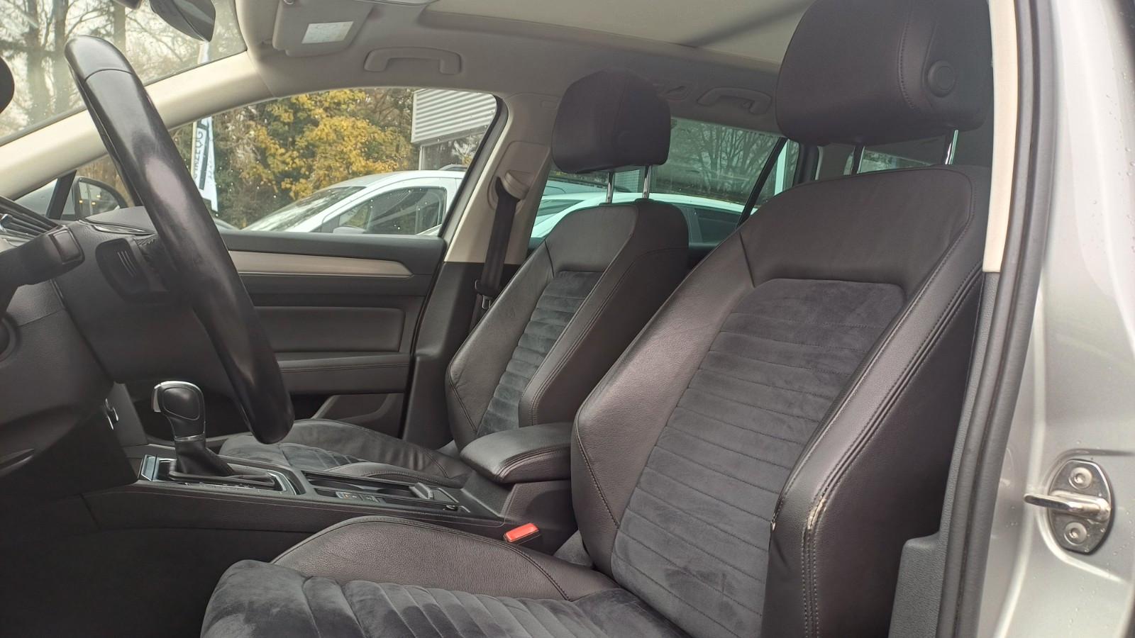 Volkswagen Passat Variant 2.0 TDI SCR DSG Highline Vari...