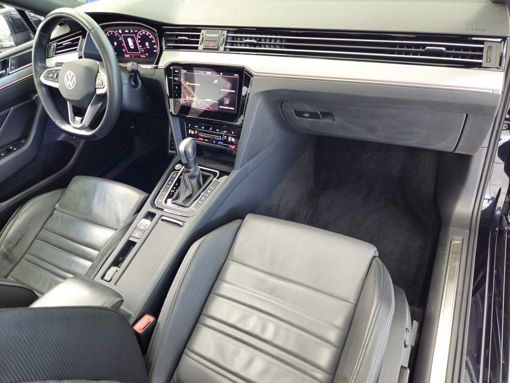 Volkswagen Passat Variant Elegance 4M R-line*PANO*HUD*STHZG