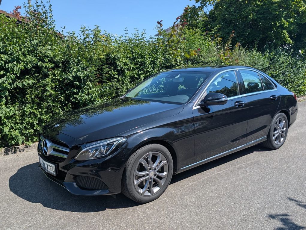 Image of Mercedes-Benz C 220