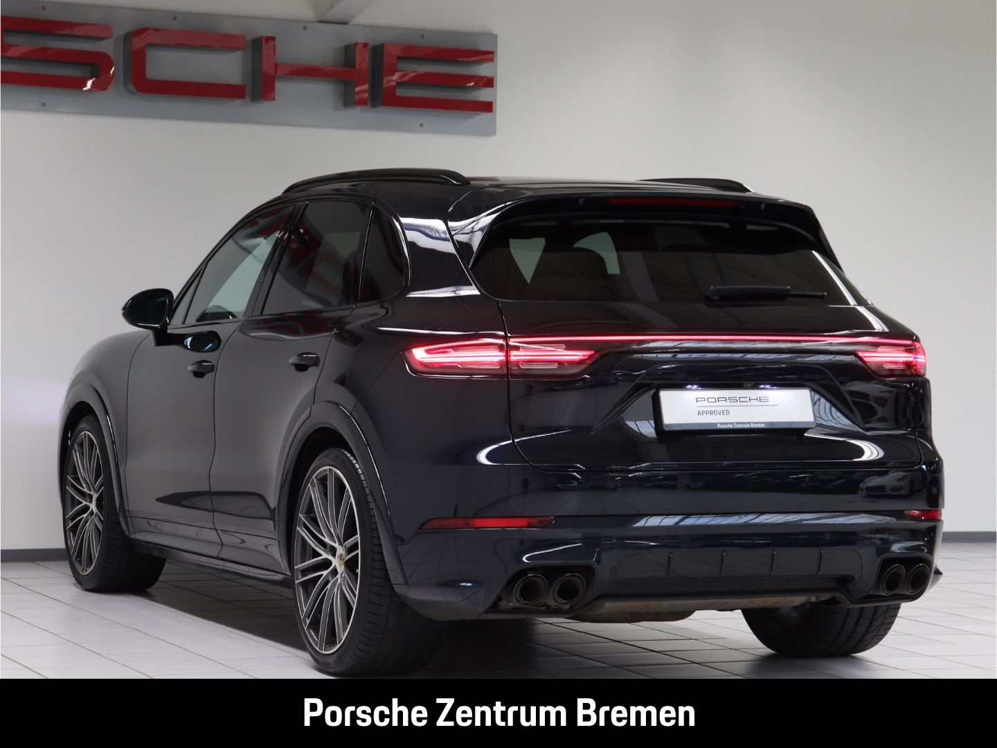 Porsche Cayenne S Platinum Edition PASM 22'' SportDesign foto 3