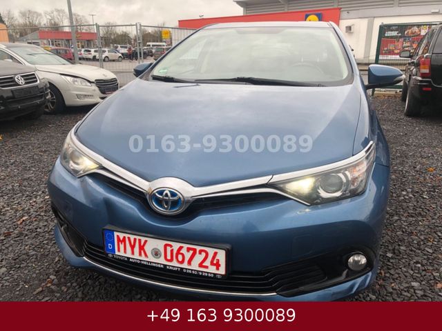 Toyota Auris Design Edition 1,8 HYBRID LIMOUSINE