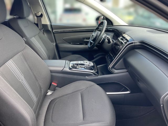 Fahrzeugabbildung Hyundai Tucson Trend Plug-In Hybrid 4WD 1.6 T-GDI el. He