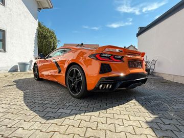 Corvette C8 - 8