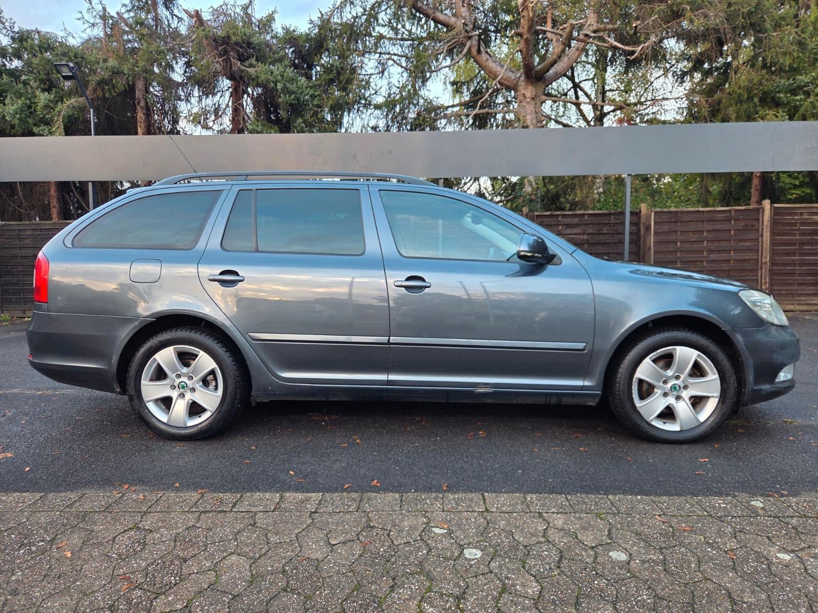 Skoda Octavia 2010 — photo 6