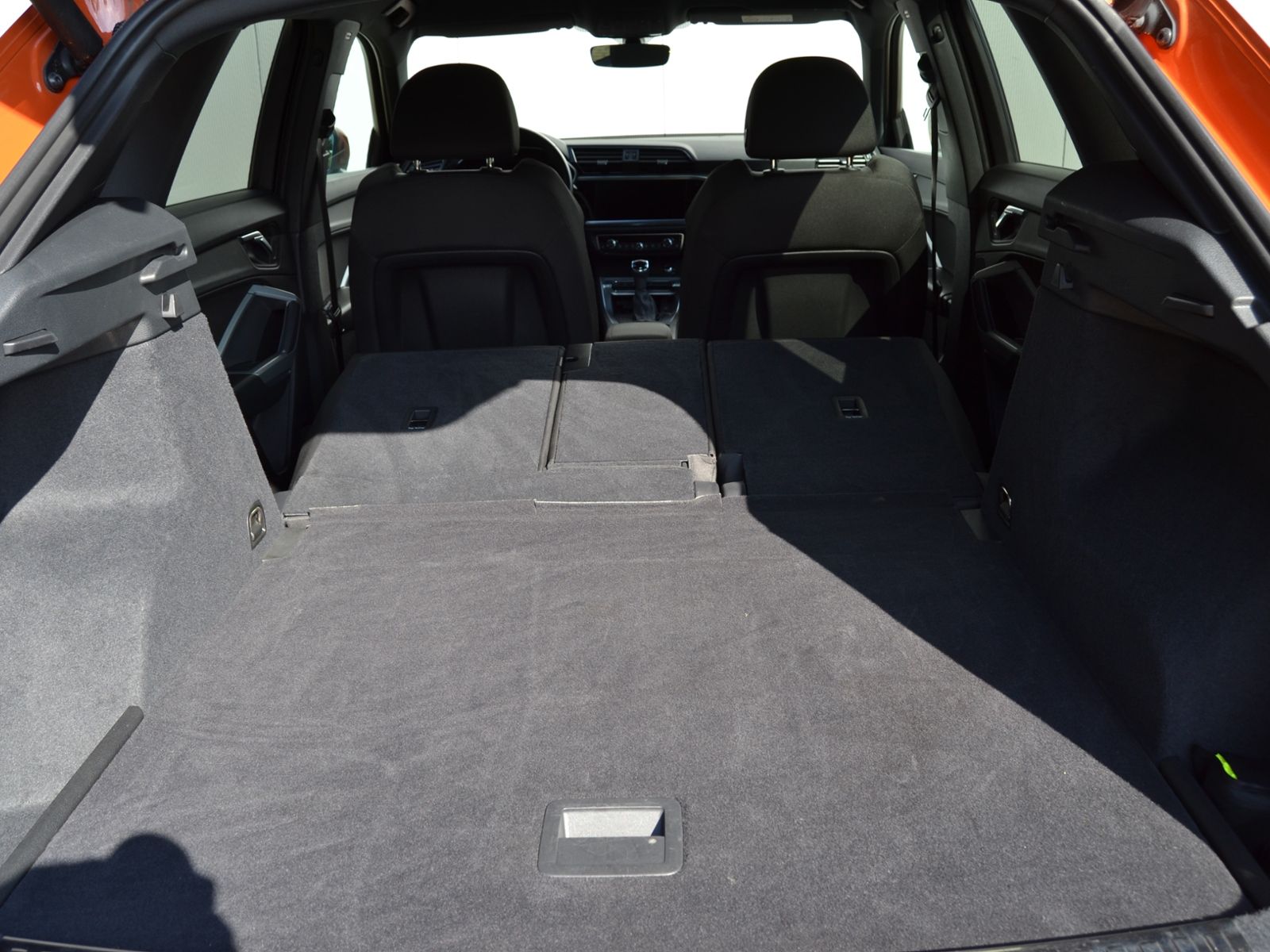 Q3 35 TFSI S-tronic Advanced OPTIK-SW/AHK/LED/18