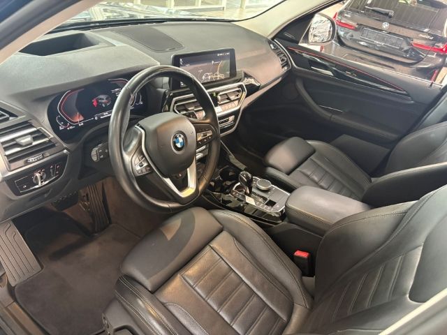 BMW X3 xDrive 20d A 18'' StandHZG AHK Leder H/K Lase foto 9