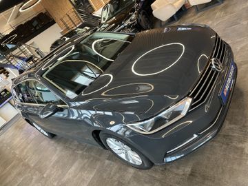 Volkswagen Passat *AHK*SZHZ*PANO*ACC*NAVI*