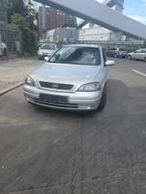 Opel Astra - - Behindertengerechte Opel Astra