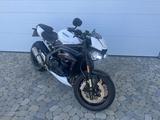 Triumph Speed Triple RS (NN02) - Offers matching your search criteria