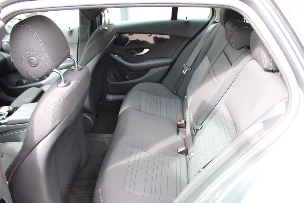 MERCEDES-BENZ C 220 d T LED AUT SHZ KAM NAVI PDC