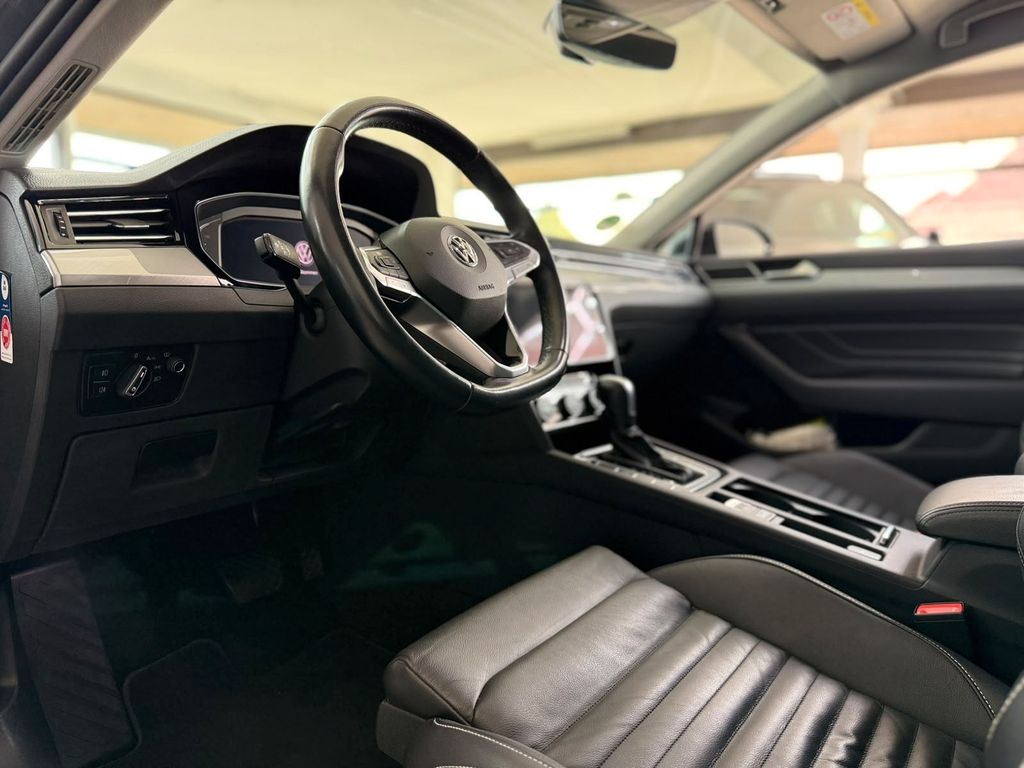 VW Passat Variant - Bild 14