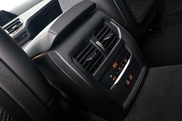 BMW 320d xDrive Touring M-Lenkrad HUD ACC RFK AHK17"