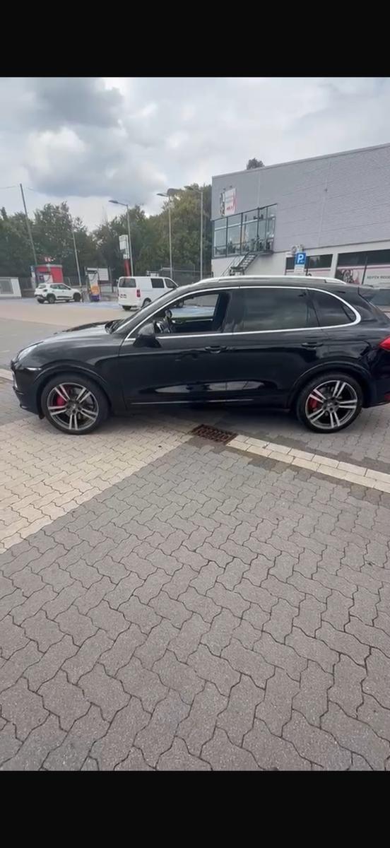 Porsche Cayenne Turbo S, Approved Garantie vorhanden