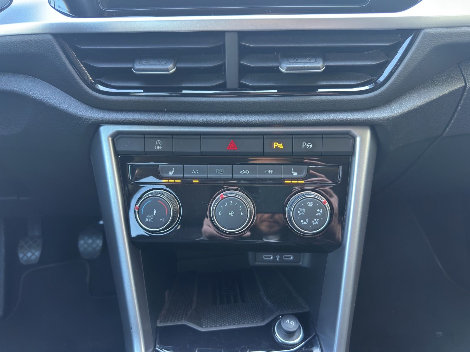Volkswagen T-Roc Life*VirtualCockpit*LED*Carplay*Allwetter foto 16