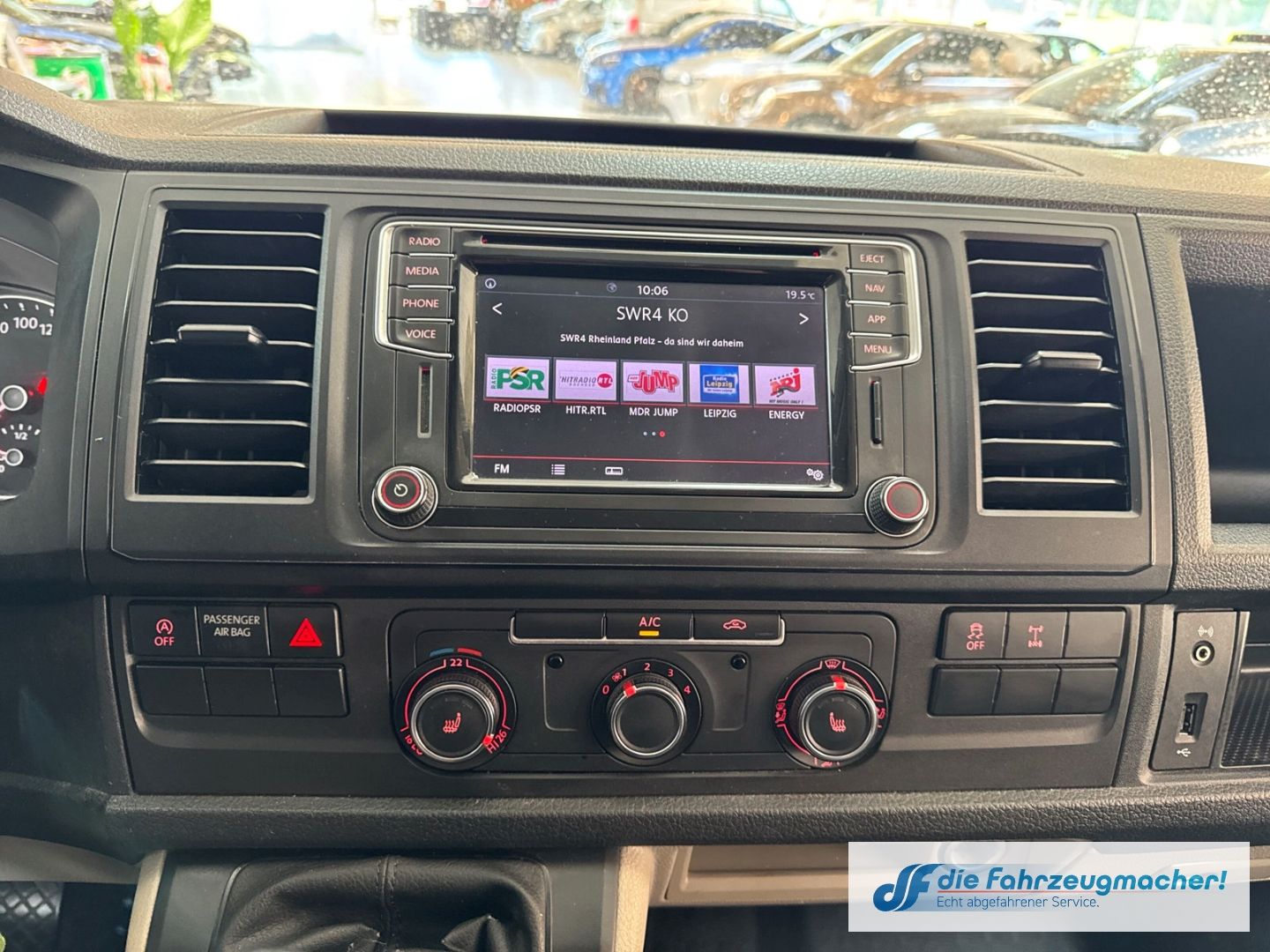 Fahrzeugabbildung Volkswagen Transporter T6 Kasten lang 4Motion StandHZG Navi