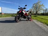 Ducati Hypermotard 821 SP ABS, Öhlins, Brembo, Carbon - DUCATI HYPERMOTARD SP 821