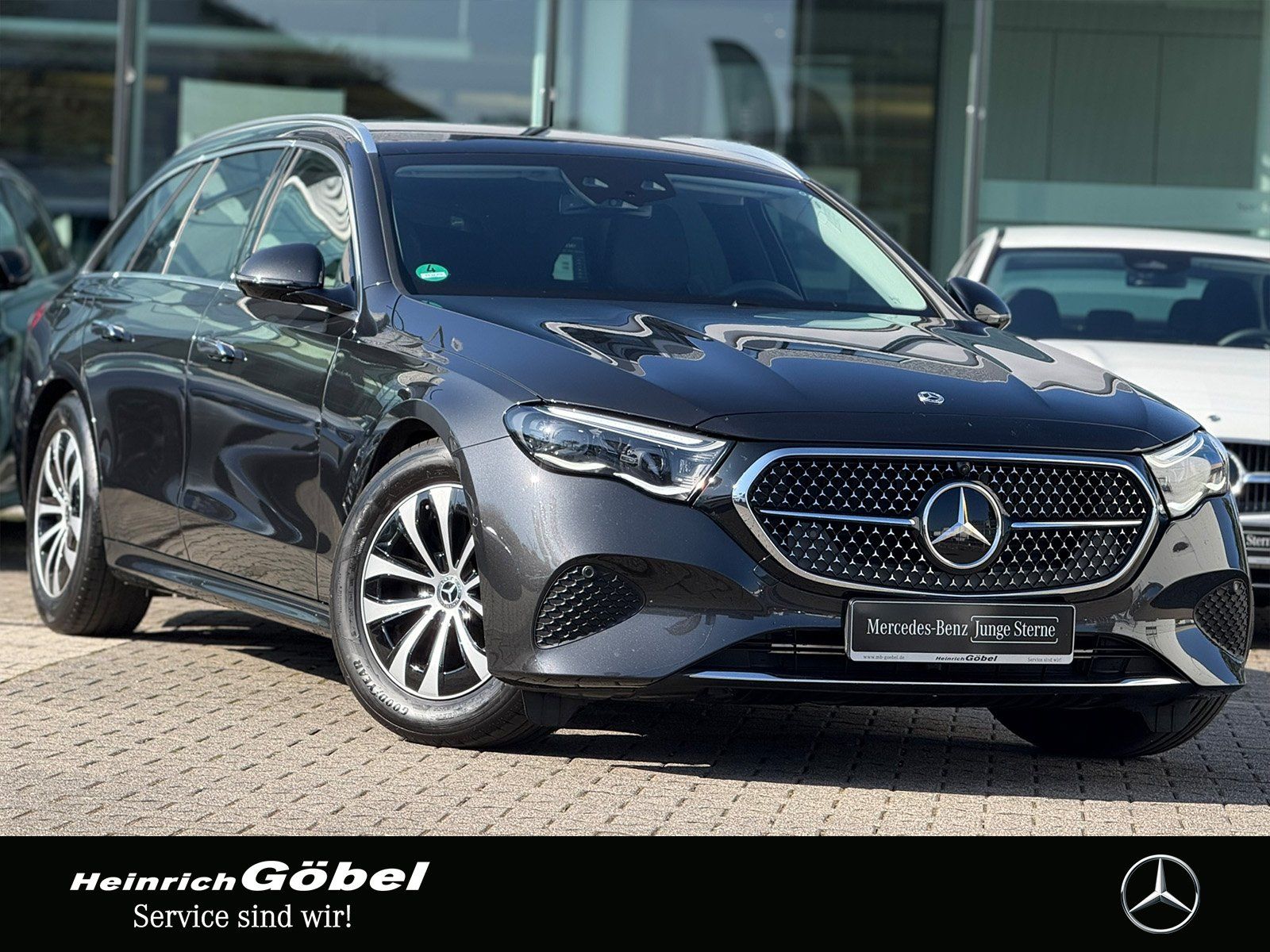 Fahrzeugabbildung Mercedes-Benz E 200 T Avantgarde*SUPERSCREEN*STANDHEIZ*SITZKLI