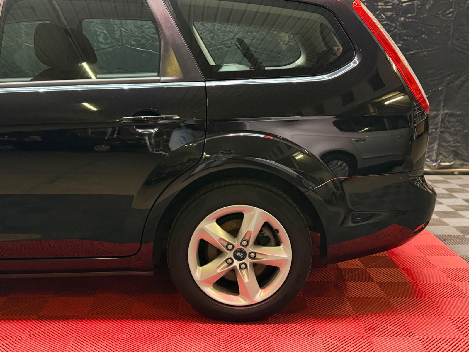 Ford Focus 2010 — engine 1.998 cm³, 110 HP (81kW)