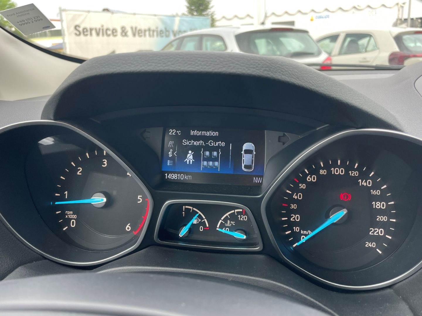 Fahrzeugabbildung Ford Kuga Titanium AHK Navi Tempomat PDC SHZ heizbWSS