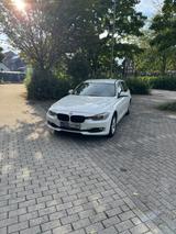 BMW 320dxDrive Touring Peformance Automatik Leder